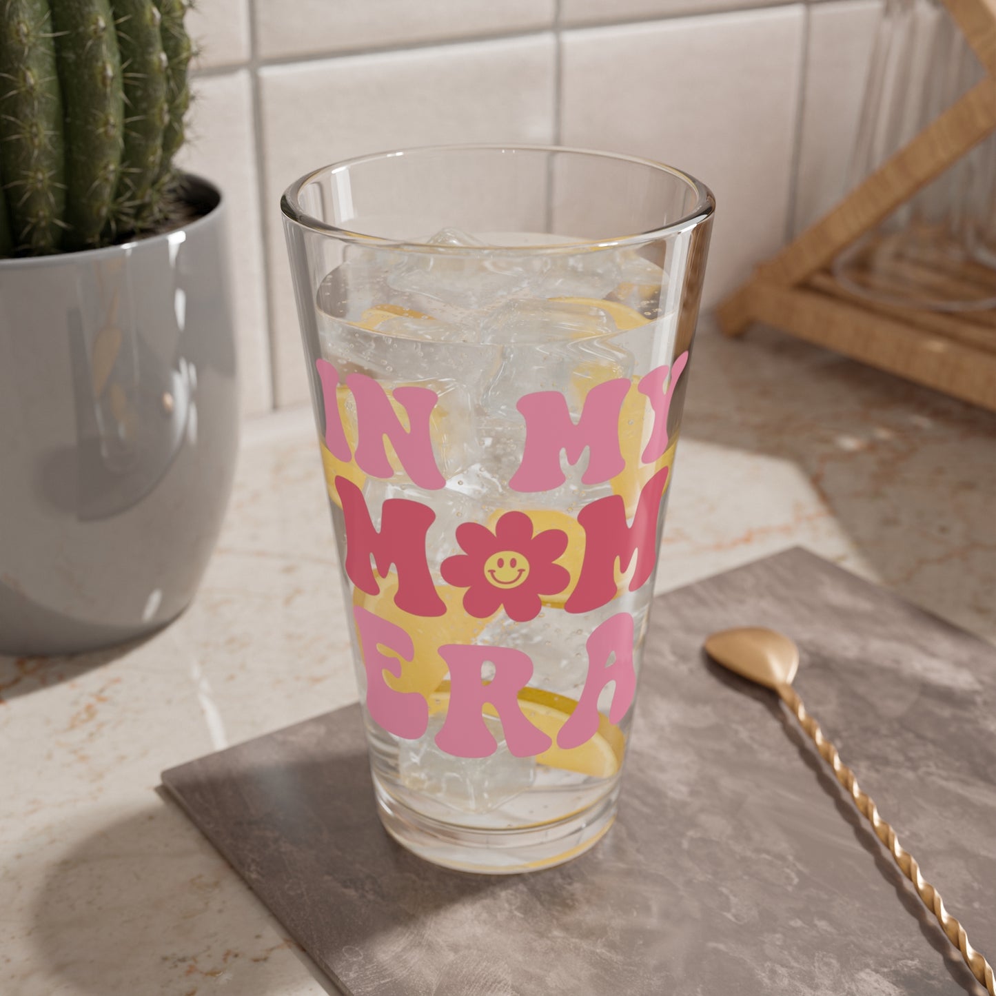 In My Mom Era Glass 16oz Retro Pastel Cocktail Glass Cute Mom Gift Pink Design